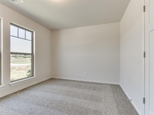 Photo - 561 Grand Sycamore Dr