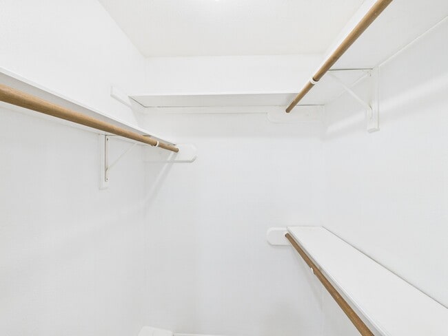 Building Photo - 7610 Hopewell Ln