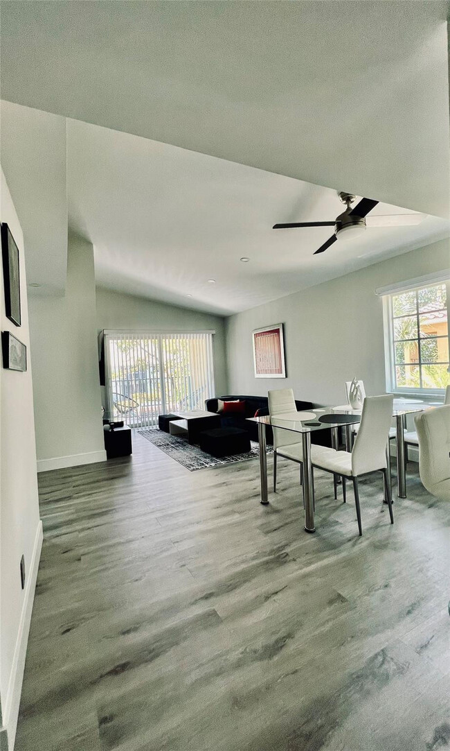 Photo - 1105 Lake Shore Dr Unit 201