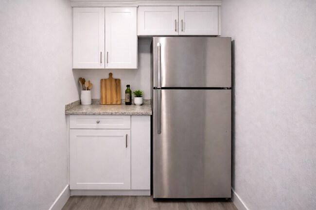 Photo - 928 Ferry Rd Unit 201