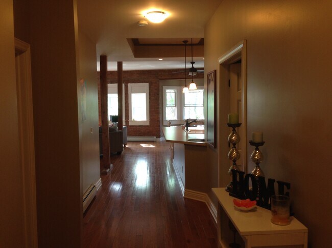 23 South Main St Apt 4 Unit 4