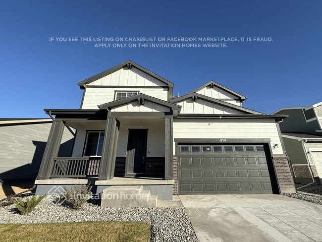 Building Photo - 850 Mesic Ln