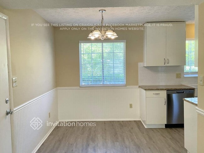 Photo - 2647 Morgan Lake Dr NE