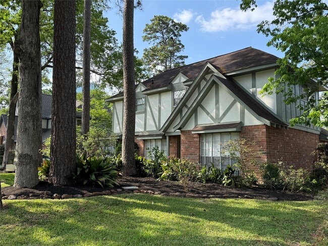 Photo - 1931 Pine River Dr