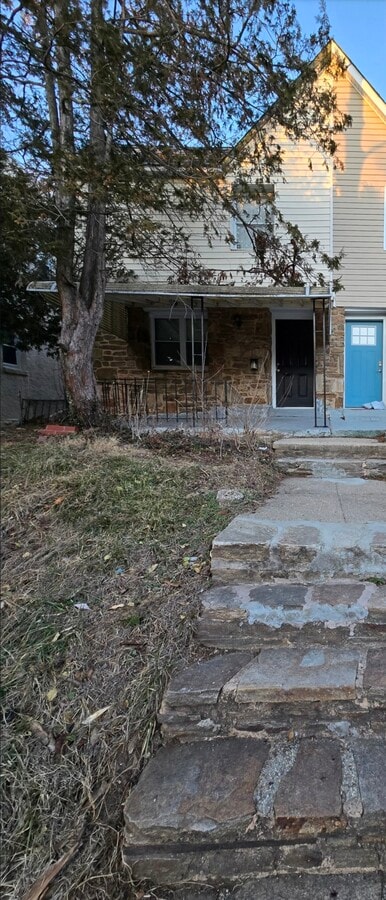 Photo - 5025 Chalgrove Ave Townhome