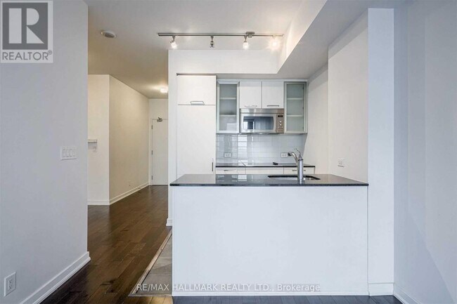 Photo - 12 York St Unit 2303