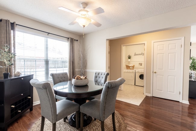 Dining Room - Autumn Creek Apartments
