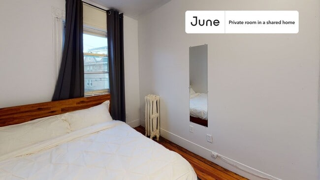 Photo - Room in Shared 6 bed/2 bath home Unit D