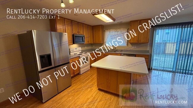 Photo - 9441 Country Hollow Dr E