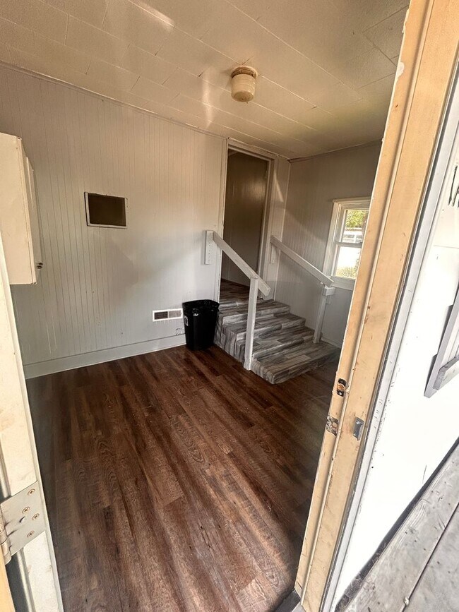 Photo - Available Now – 1 Bed / 1 Bath Apartment at Bunker Hill Mobile Home Community Unit 1A