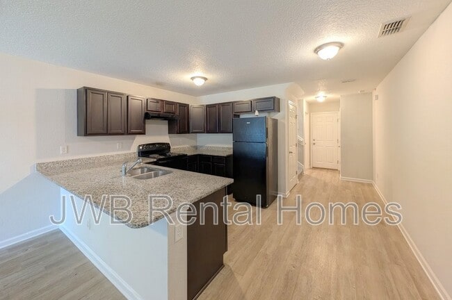 Photo - 8452 McGirts Village Ln