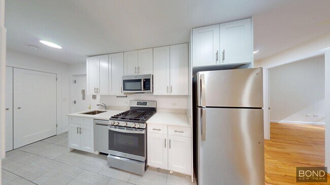 Photo - 54 W 56th St Apartamento Unidad 4A