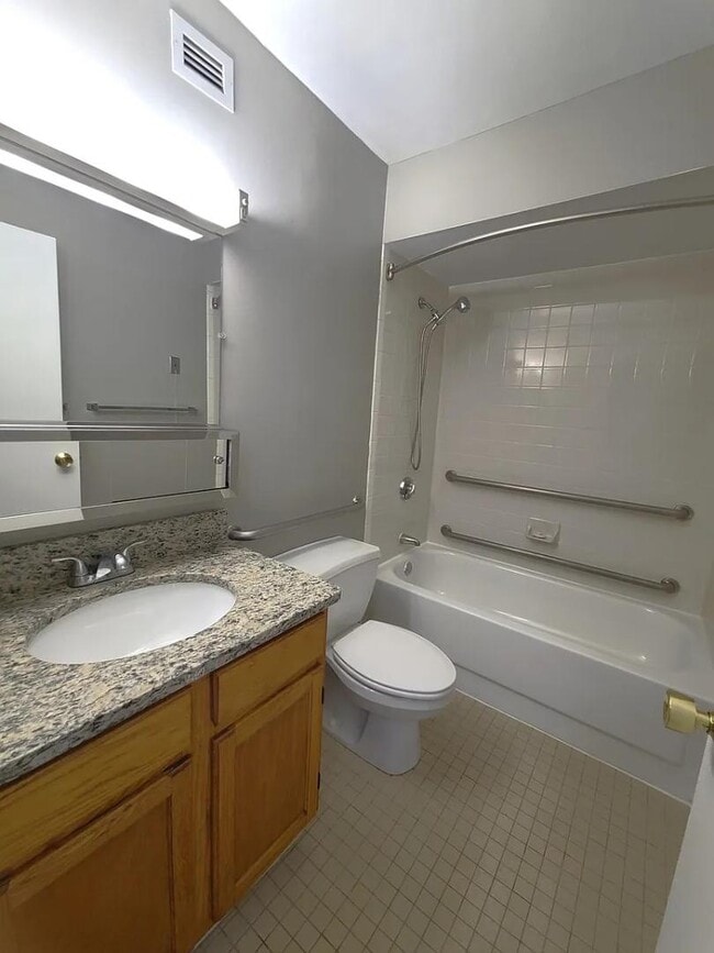 Photo - 40 Westwind Rd