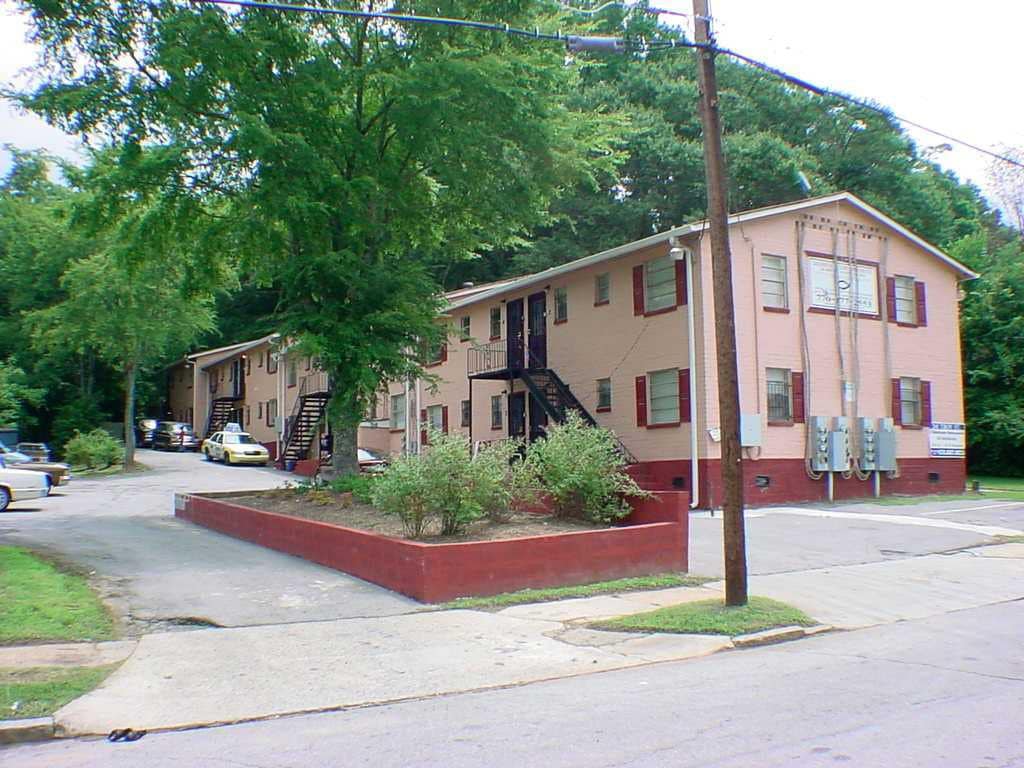 Photo - 241 Troy St NW