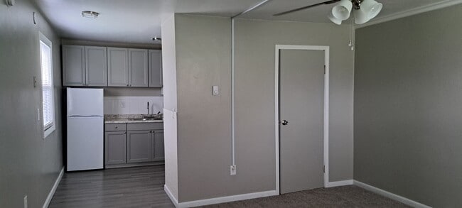 EFF - Creekwood Apartments