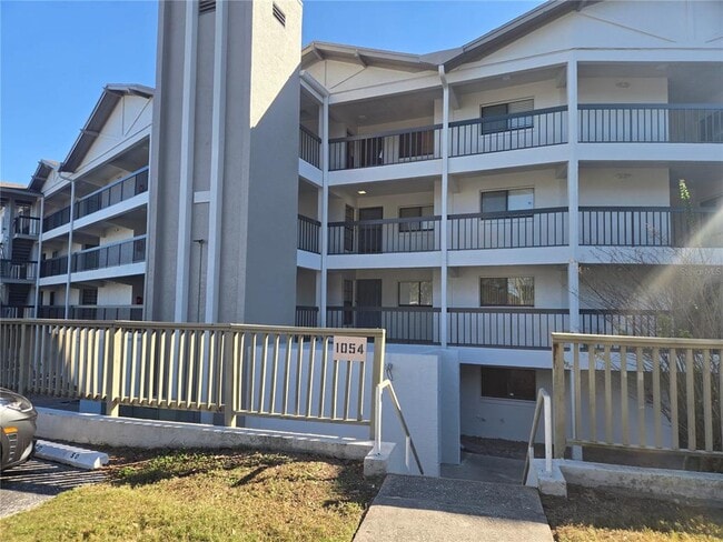 Building Photo - 1054 Lotus Cove Ct Unit 646