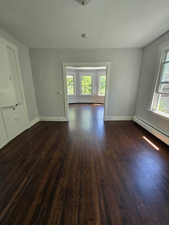 Building Photo - 48 Pardee Pl Unit 2