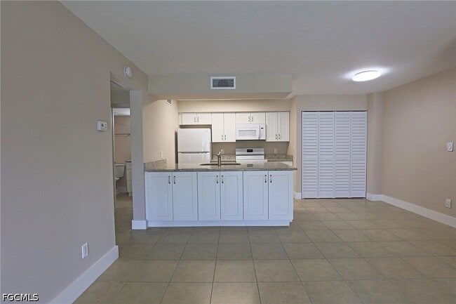 Photo - 5307 Summerlin Rd Unit 702