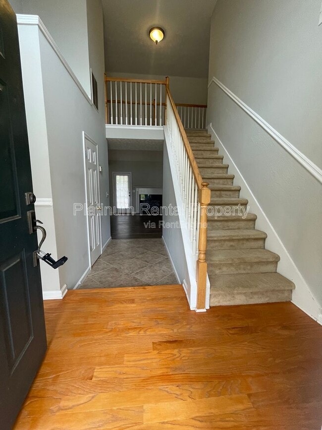 Photo - 475 Ellesmere Way