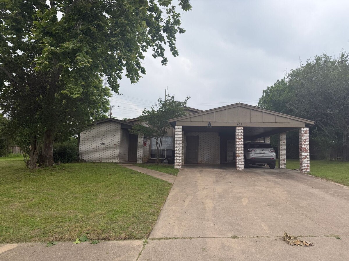 Photo - 402 Skyline Ave Unit 402-A
