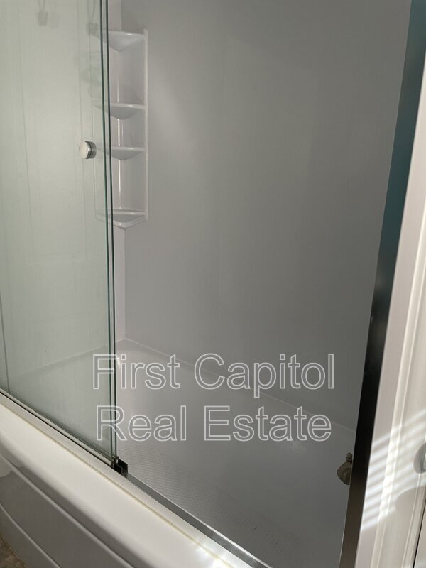 Photo - 145 S Beaver St