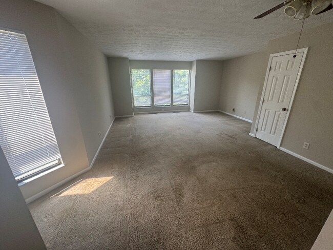 Photo - 1125 St Christopher Dr Unit Castlewood