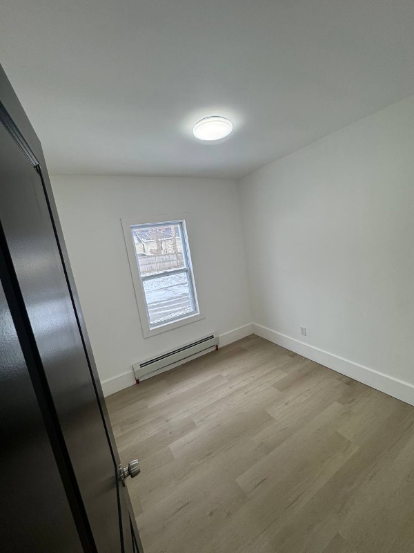 287 6th St Unidad 287 sixt street apt 3