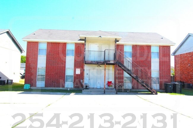 Building Photo - 1708 Windward Dr Unit D