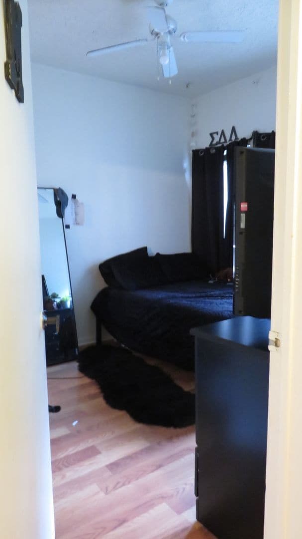Photo - ROBBINS PLACE 202