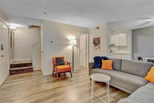 Photo - 3417 Villa Knolls South Dr Condo Unit 3417