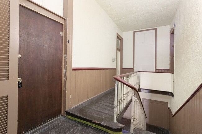 Photo - GOVERNMENT HILL***APARTMENT***CLOSE TO FT. SAM & THE PEARL Unit #4