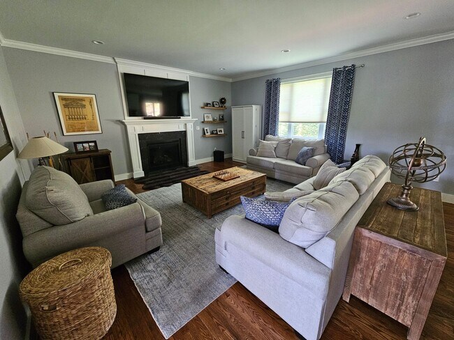 Photo - Spacious New House in Newtown