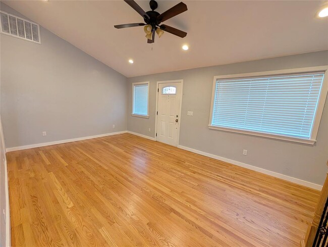 Photo - 509 S 3rd St