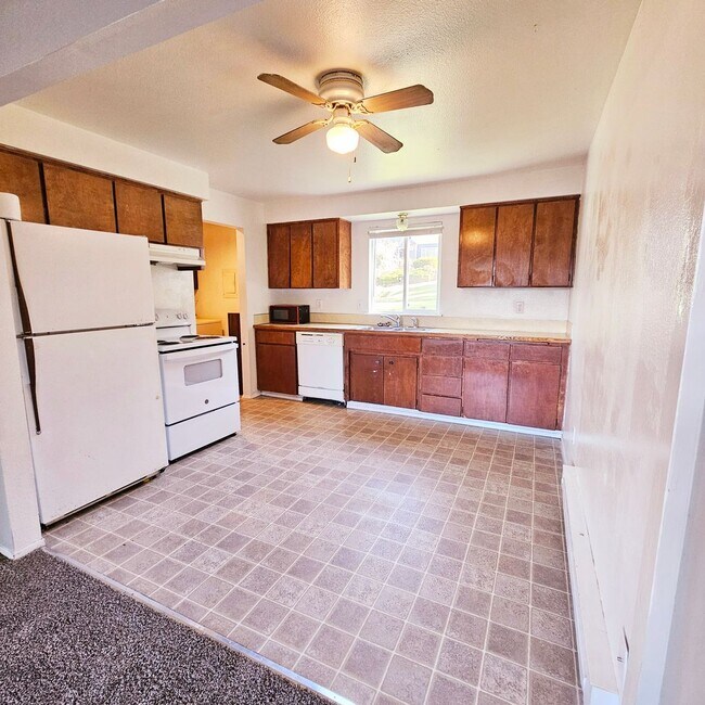 Photo - South Charleston Avenue Unit 315