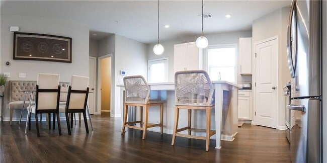Photo - 6501 Brooklake Ct SE