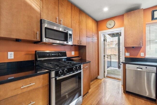 Photo - 30 Edgerly Rd Unit 3