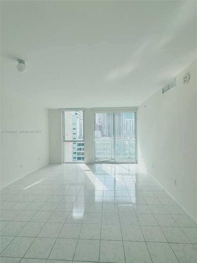 Photo - 244 Biscayne Blvd Unidad 1405