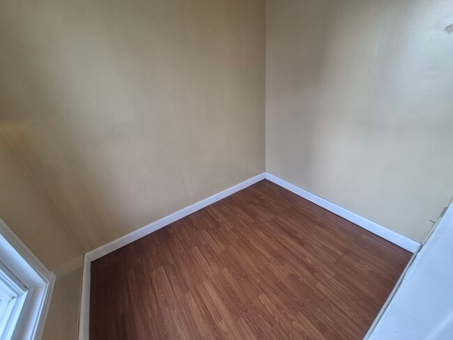 Photo - 2046 W 19th St