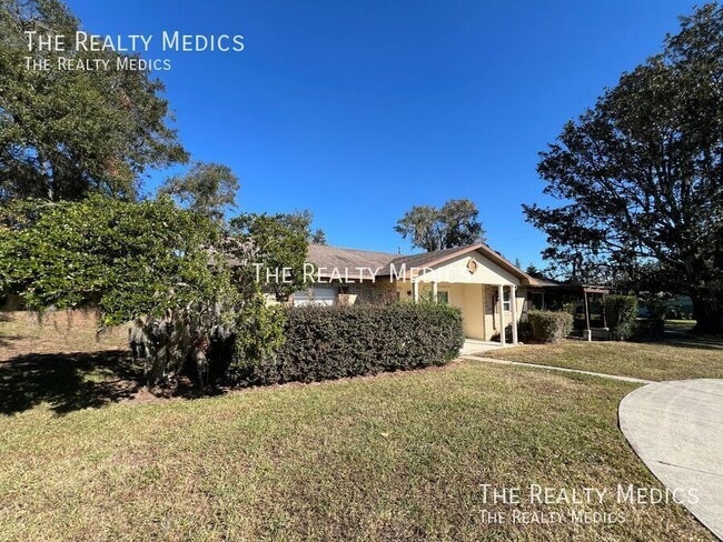 Photo - 218 Temple Cir