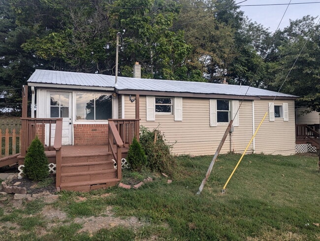 Building Photo - 2353 Little Georgetown Rd