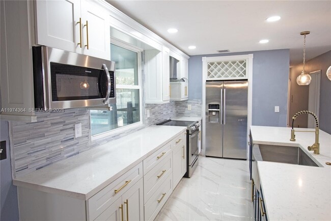 Photo - 6802 NW 78th St