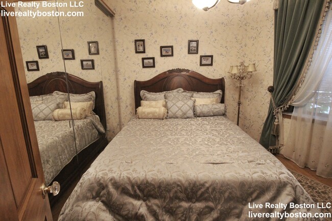 Photo - 62 Quint Ave Unit 16