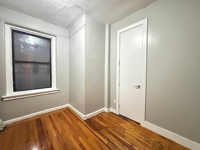 Photo - 55 W Mosholu Pkwy N Unit 6
