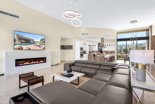 1 Seclude Ct