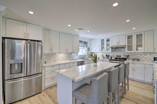 Photo - 893 Olivina Ave Unidad ID1305125P