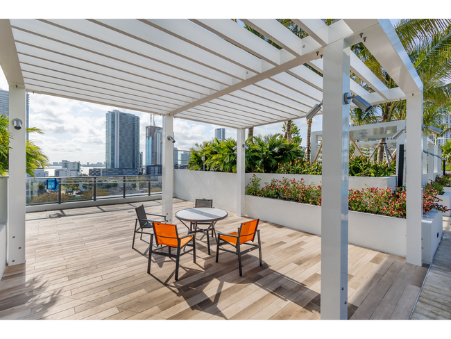 AMLI Midtown Miami