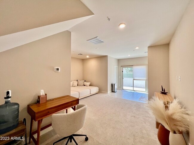 Photo - 2145 W Harmont Dr
