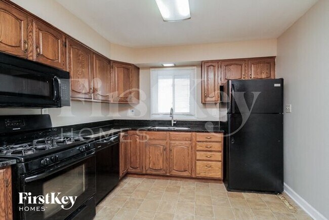 Photo - 15439 Elm St