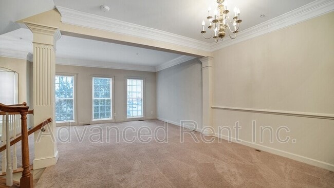 Photo - 5109 Strawbridge Terrace