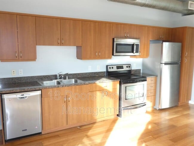 Photo - 889 Date St Unit 347